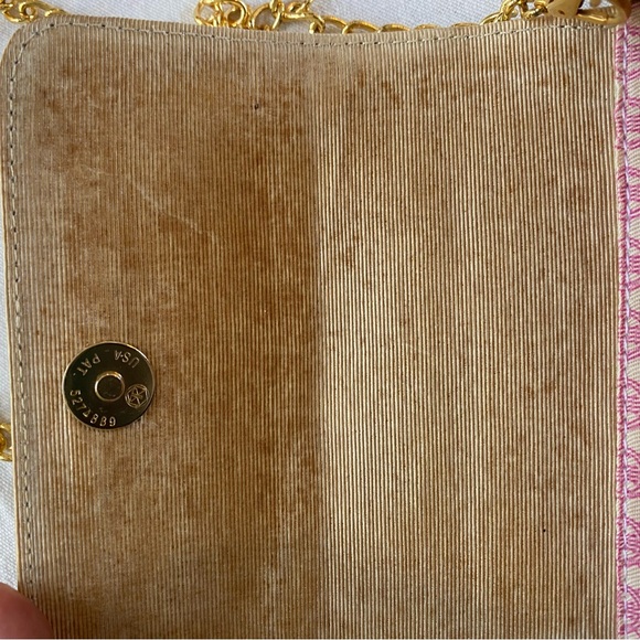 Vtg Lilly Pulitzer Be My Guest Clutch in Gold Metallic with Turtle Clasp - Picture 9 of 12